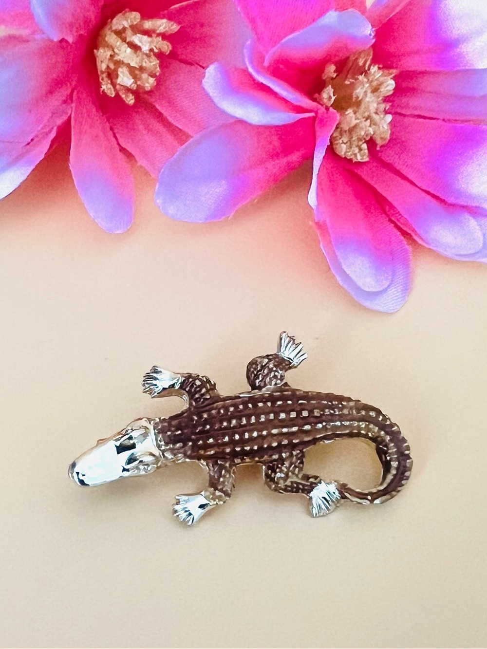 Vintage Gerry’s Figural alligator brooch gold tone & brown enamel